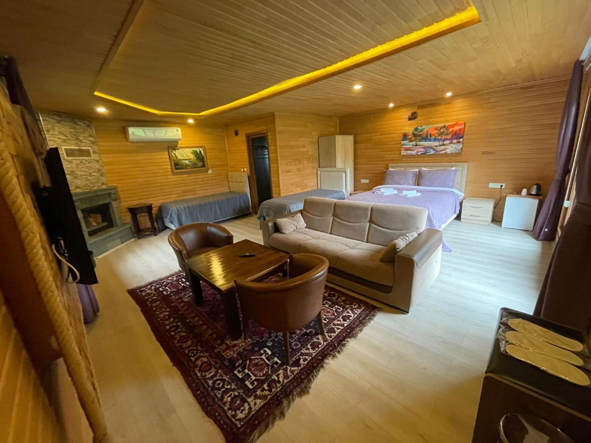 Pensjonat Pinar Kir Evi Artvin Zewnętrze zdjęcie
